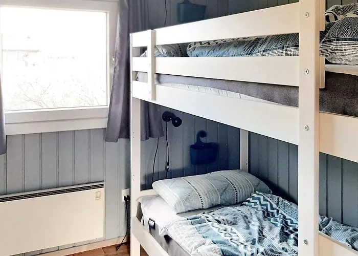 6 Person Holiday In R M Semesterbostad *