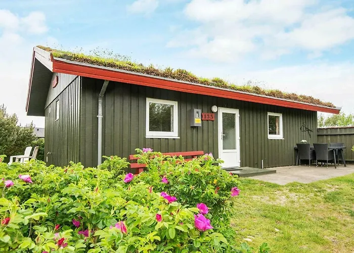 Semesterbostad 6 Person Holiday In R M